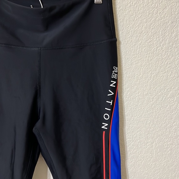 P.E Nation | Three-Point High Rise Side Stripe 7/8 Leggings - Picture 3 of 4